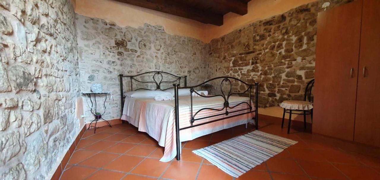 L'Orologio Casa Vacanze Molinara Bagian luar foto